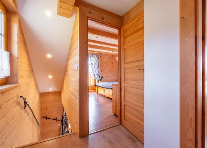 Za Wierchem Dom wakacyjny Małe Ciche